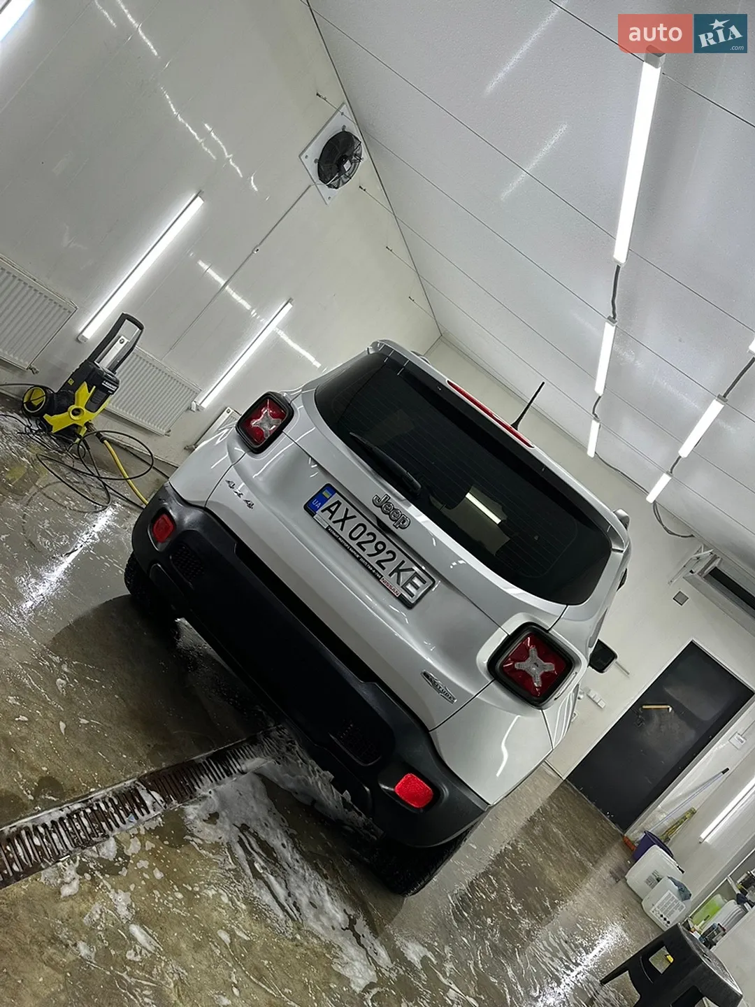 2017 Jeep Renegade - мініатюра 4