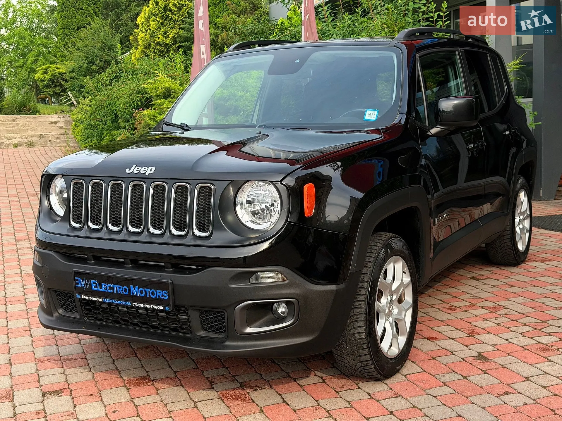 2017 Jeep Renegade - мініатюра 2