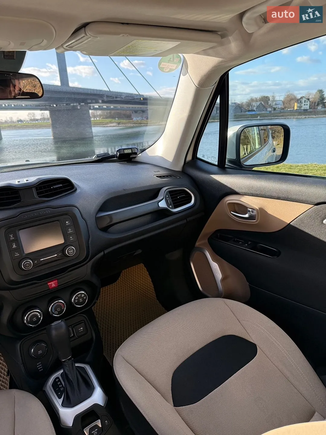 2018 Volkswagen Touareg - мініатюра 4