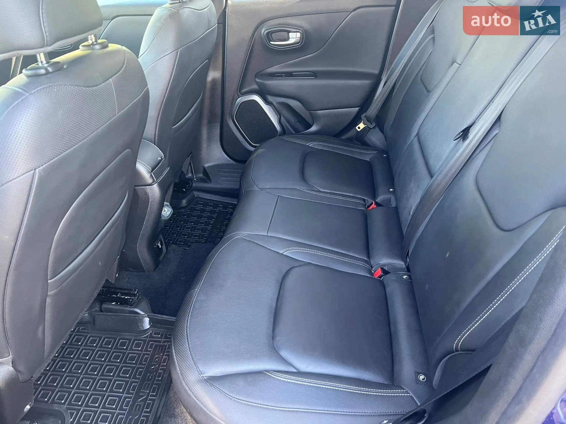 2019 Jeep Renegade - мініатюра 27