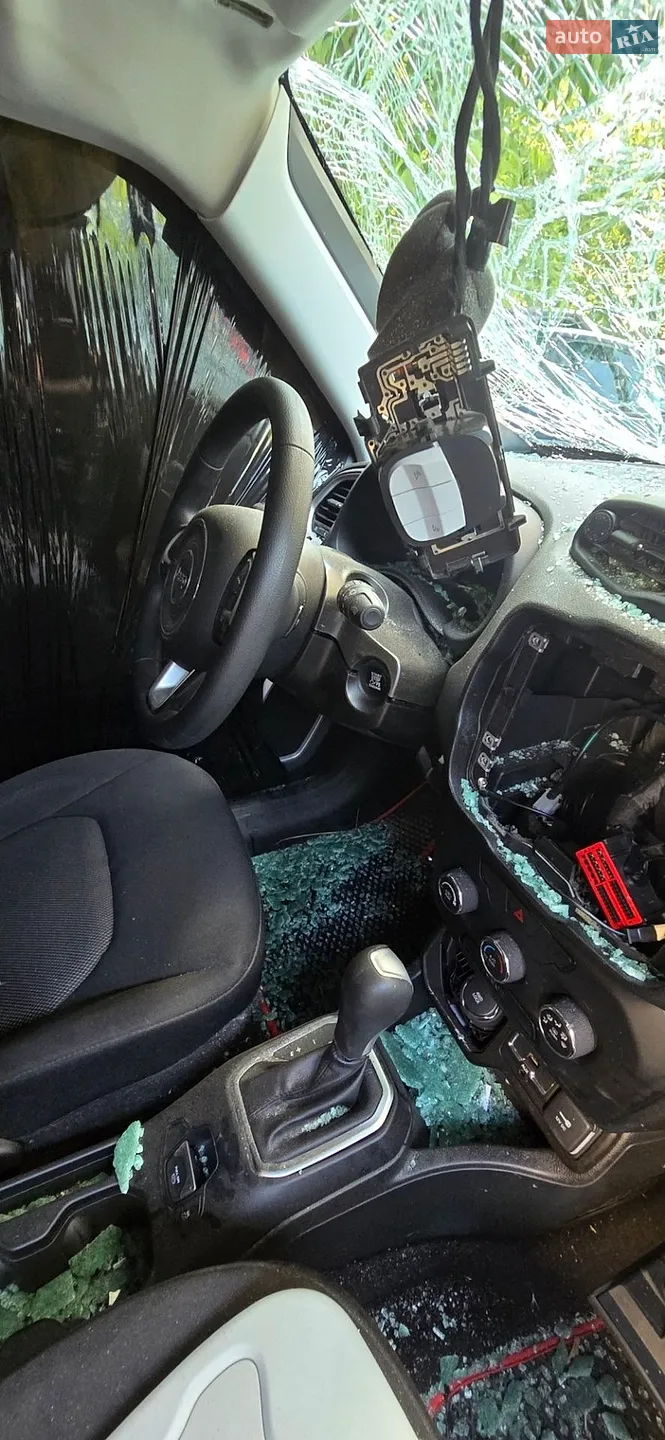 2019 Jeep Renegade - мініатюра 19