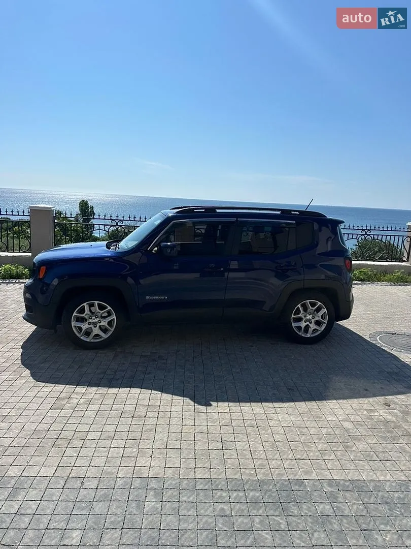 2016 Jeep Renegade - мініатюра 2