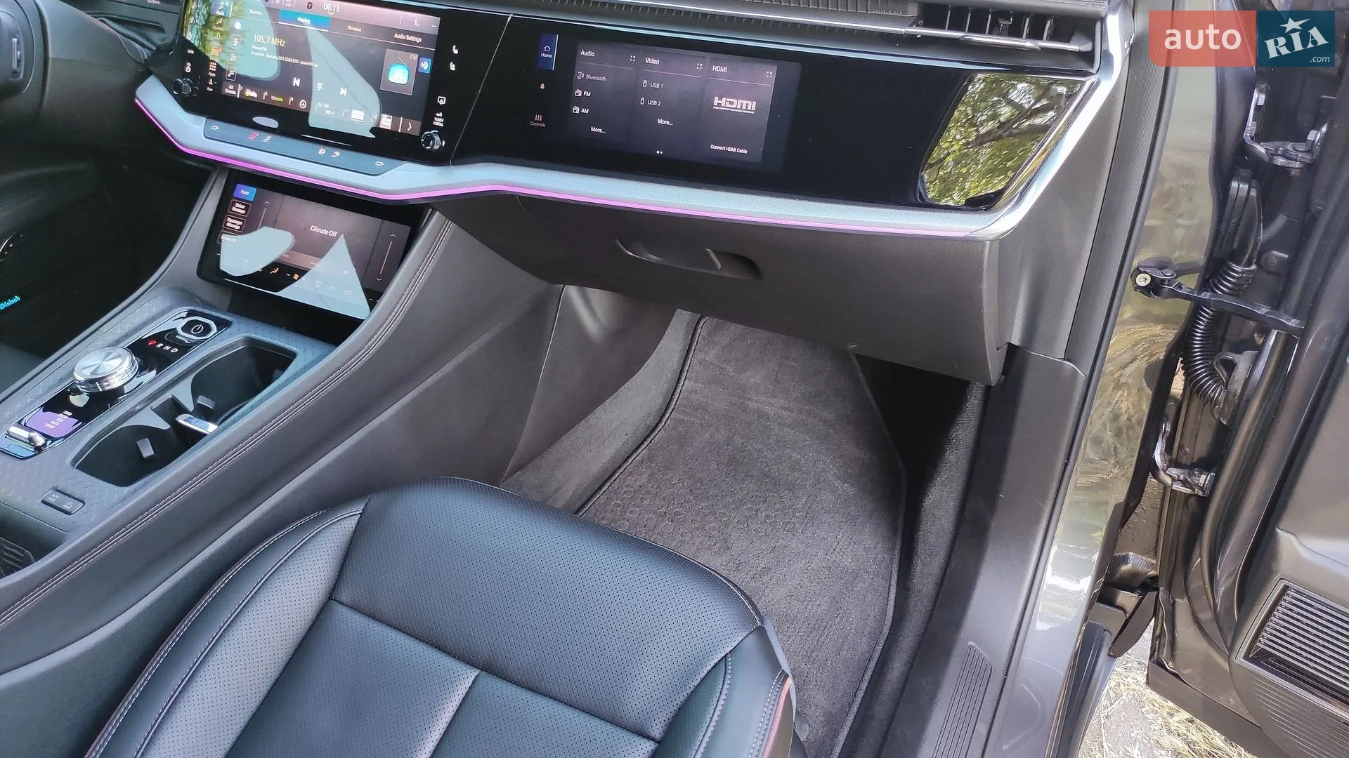 2024 Jeep Grand Wagoneer - мініатюра 19