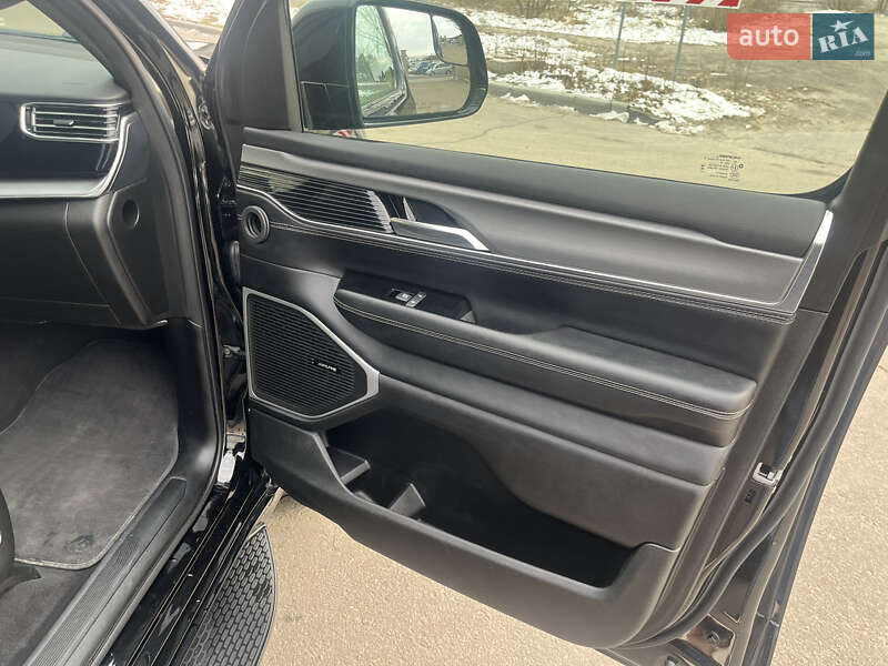 Внедорожник / Кроссовер Jeep Wagoneer 2023 в Киеве фото 36 Внедорожник / Кроссовер Jeep Wagoneer 2023 в Киеве