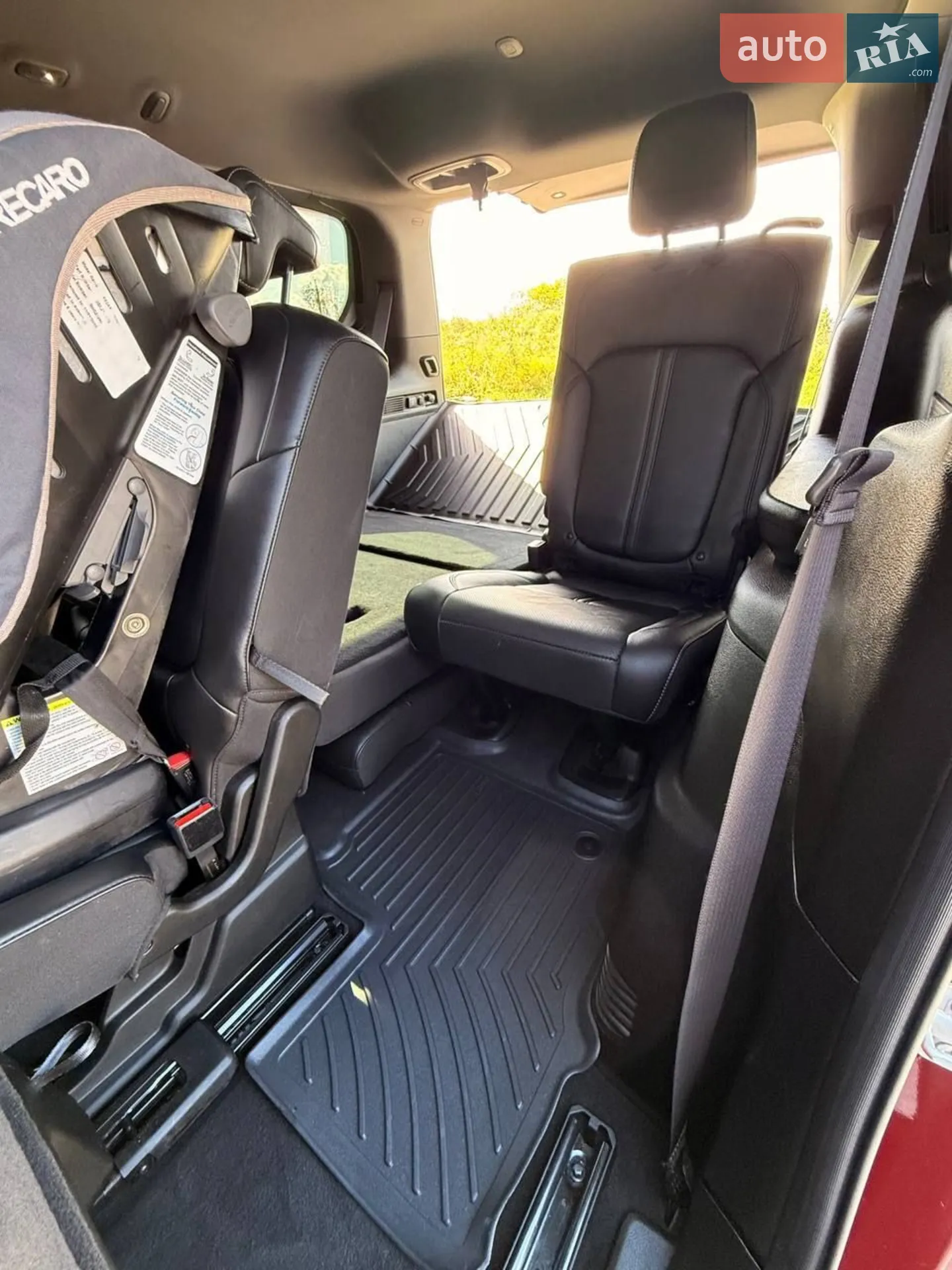 2022 Jeep Grand Wagoneer - мініатюра 16