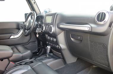 Внедорожник / Кроссовер Jeep Wrangler 2012 в Киеве