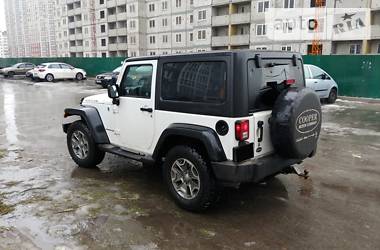 Внедорожник / Кроссовер Jeep Wrangler 2013 в Киеве
