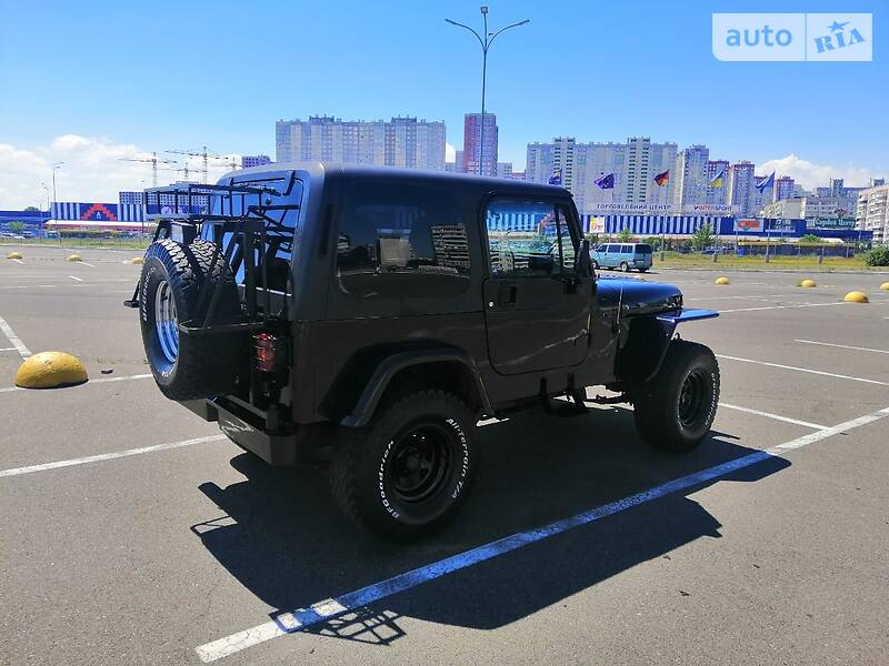 Позашляховик / Кросовер Jeep Wrangler 1995 в Києві