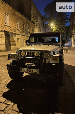 Позашляховик / Кросовер Jeep Wrangler 2004 в Львові