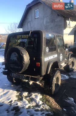 Внедорожник / Кроссовер Jeep Wrangler 1991 в 