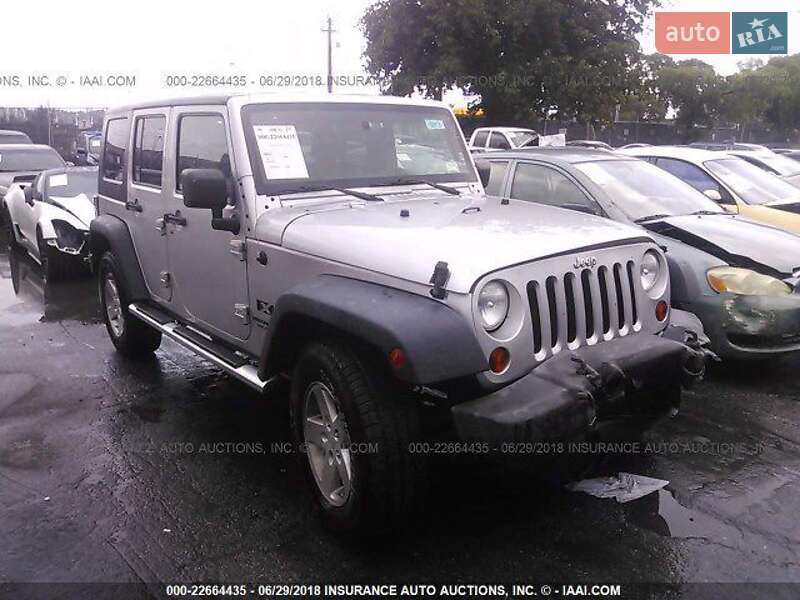 Внедорожник / Кроссовер Jeep Wrangler 2008 в Киеве