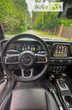 Внедорожник / Кроссовер Jeep Wrangler 2021 в 