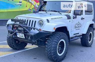 Внедорожник / Кроссовер Jeep Wrangler 2012 в Киеве