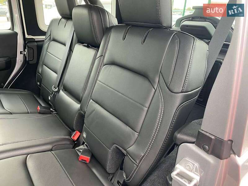 Позашляховик / Кросовер Jeep Wrangler 2019 в Києві фото 29 Позашляховик / Кросовер Jeep Wrangler 2019 в Києві
