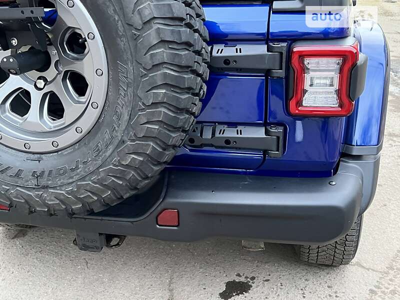 Внедорожник / Кроссовер Jeep Wrangler 2018 в Одессе фото 28 Внедорожник / Кроссовер Jeep Wrangler 2018 в Одессе