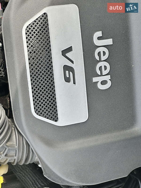 Внедорожник / Кроссовер Jeep Wrangler 2018 в Одессе фото 35 Внедорожник / Кроссовер Jeep Wrangler 2018 в Одессе