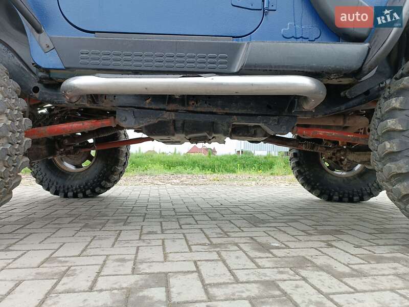 Внедорожник / Кроссовер Jeep Wrangler 2005 в Тячеве