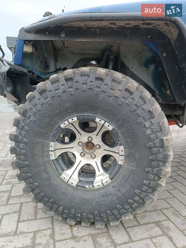 Внедорожник / Кроссовер Jeep Wrangler 2005 в Тячеве