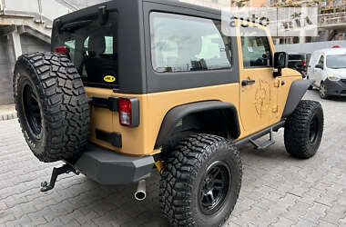 Внедорожник / Кроссовер Jeep Wrangler 2012 в Киеве