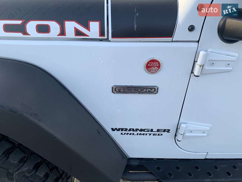 Внедорожник / Кроссовер Jeep Wrangler 2017 в Черновцах фото 10 Внедорожник / Кроссовер Jeep Wrangler 2017 в Черновцах