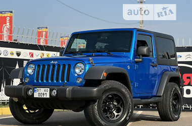 Внедорожник / Кроссовер Jeep Wrangler 2015 в Киеве