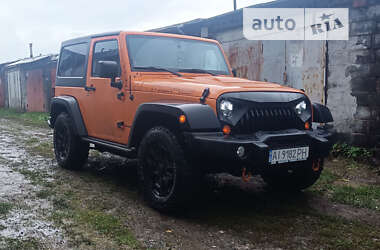 Позашляховик / Кросовер Jeep Wrangler 2013 в Києві