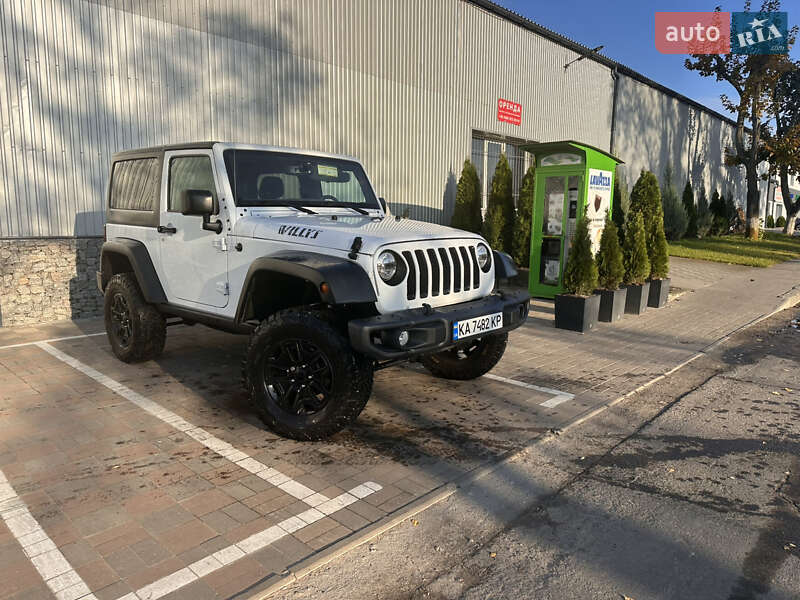 Внедорожник / Кроссовер Jeep Wrangler 2016 в Киеве фото 38 Внедорожник / Кроссовер Jeep Wrangler 2016 в Киеве