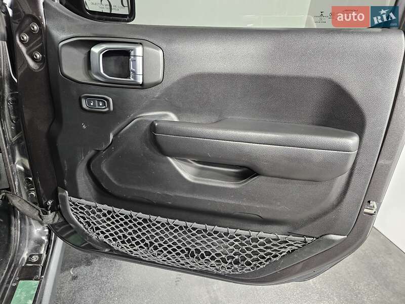 Внедорожник / Кроссовер Jeep Wrangler 2021 в Киеве
