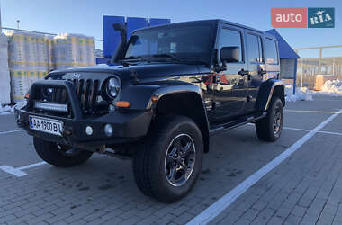 Внедорожник / Кроссовер Jeep Wrangler 2015 в Киеве