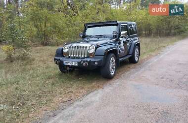Внедорожник / Кроссовер Jeep Wrangler 2009 в 