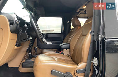 Позашляховик / Кросовер Jeep Wrangler 2015 в 