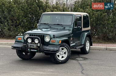 Внедорожник / Кроссовер Jeep Wrangler 2000 в 