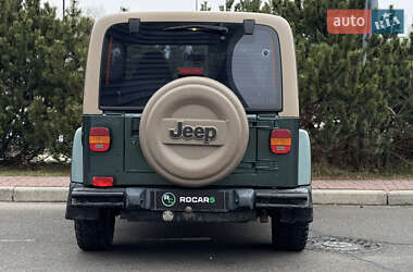 Внедорожник / Кроссовер Jeep Wrangler 2000 в 