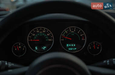 Внедорожник / Кроссовер Jeep Wrangler 2016 в 