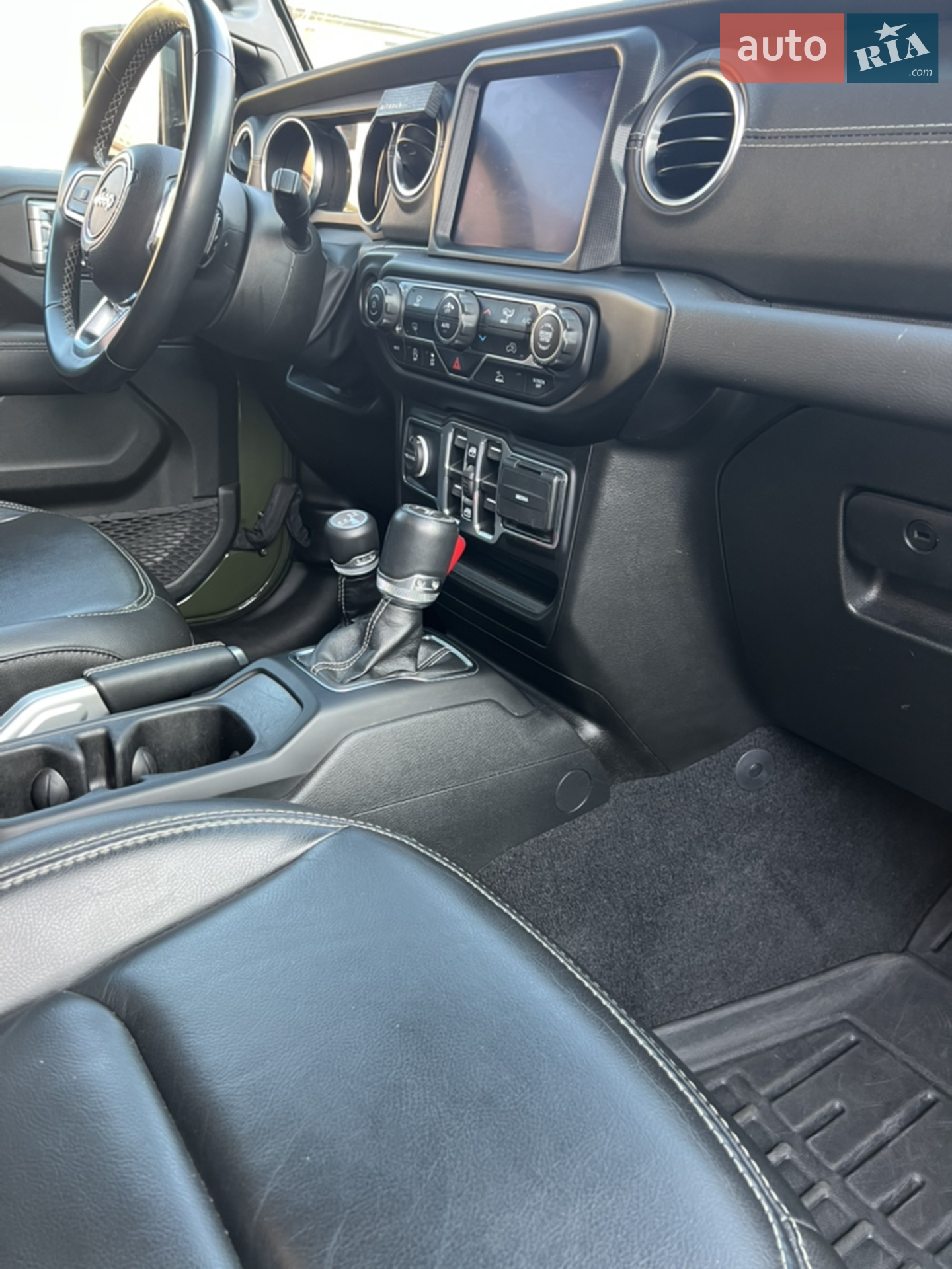 2021 Jeep Wrangler - мініатюра 14