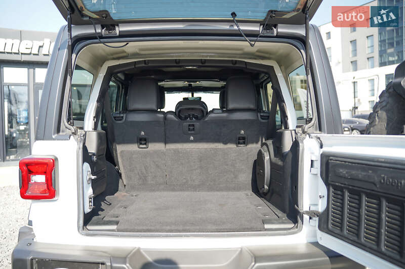 Внедорожник / Кроссовер Jeep Wrangler 2020 в Черновцах