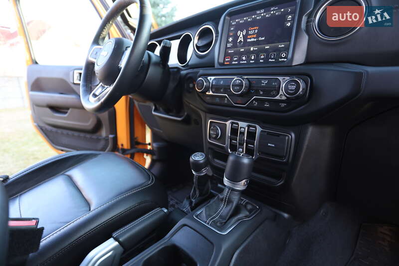 Внедорожник / Кроссовер Jeep Wrangler 2021 в Киеве