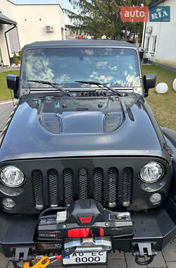 Внедорожник / Кроссовер Jeep Wrangler 2018 в 
