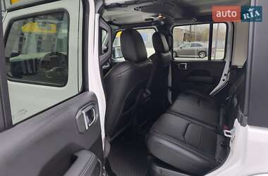 Внедорожник / Кроссовер Jeep Wrangler 2022 в 