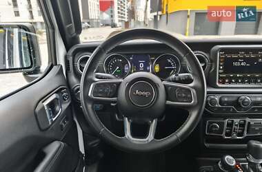 Внедорожник / Кроссовер Jeep Wrangler 2022 в 