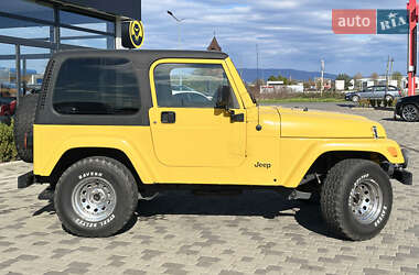 Внедорожник / Кроссовер Jeep Wrangler 1996 в 