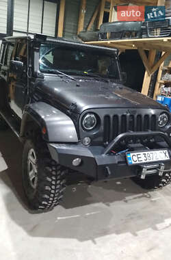Внедорожник / Кроссовер Jeep Wrangler 2015 в Черновцах