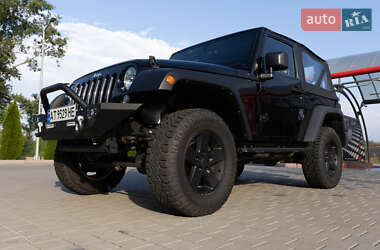 Позашляховик / Кросовер Jeep Wrangler 2017 в 