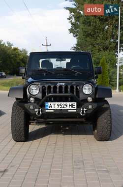 Позашляховик / Кросовер Jeep Wrangler 2017 в 