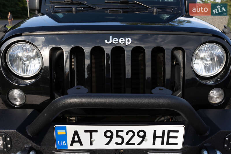 Позашляховик / Кросовер Jeep Wrangler 2017 в Львові