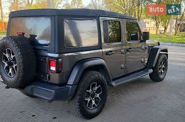 Внедорожник / Кроссовер Jeep Wrangler 2018 в 