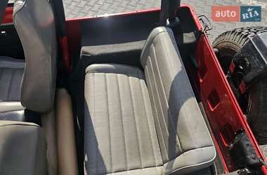 Внедорожник / Кроссовер Jeep Wrangler 1995 в 