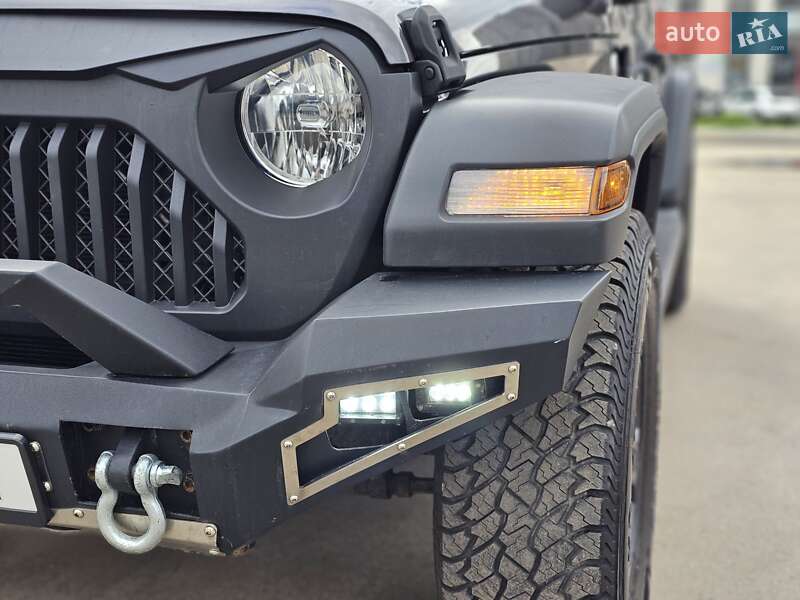 Позашляховик / Кросовер Jeep Wrangler 2018 в Києві