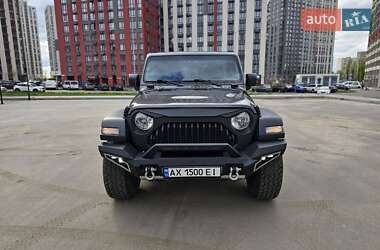Внедорожник / Кроссовер Jeep Wrangler 2018 в 