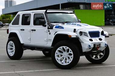 Внедорожник / Кроссовер Jeep Wrangler 2018 в 